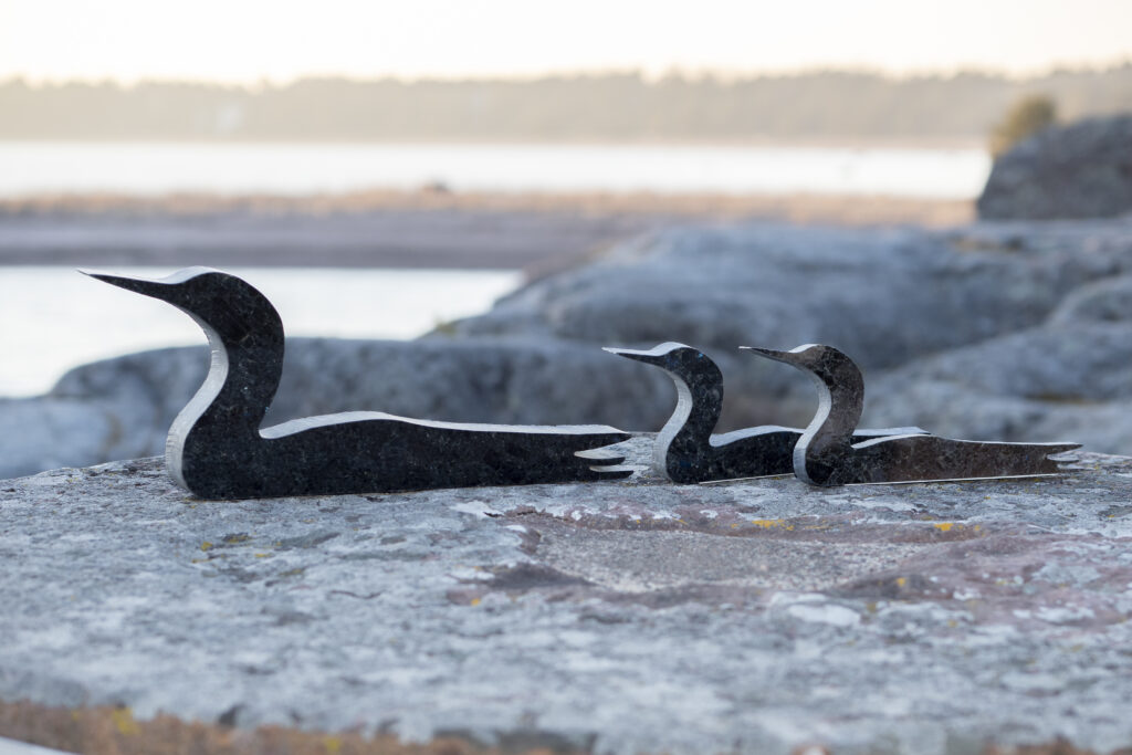 Bird statuettes in Granite/spectrolite - Made in Finland by HopS- design